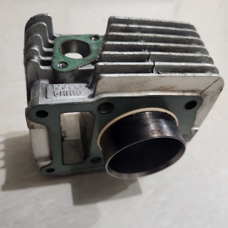 Yamaha TTR125LE TTR125L 2008-2023 genuino OEM comp cilindro diámetro de jarra (leer) Foto 2 de 4