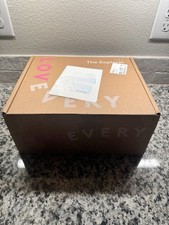 Lovevery Explorer Play Kit Months 9-10  Book Bundle NEW UNOPENED FACTORY SEALd