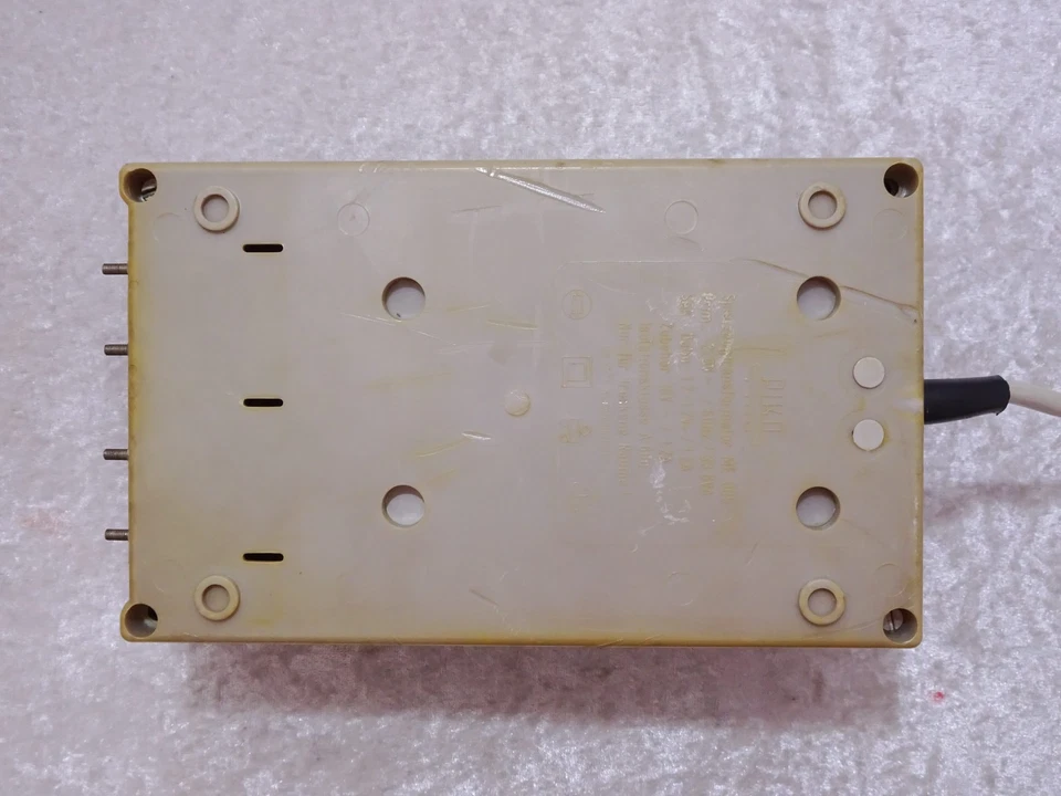 LbjEHH - DDR Design Piko Modell-Eisenbahn Trafo - Vintage  - Bild 3 von 4