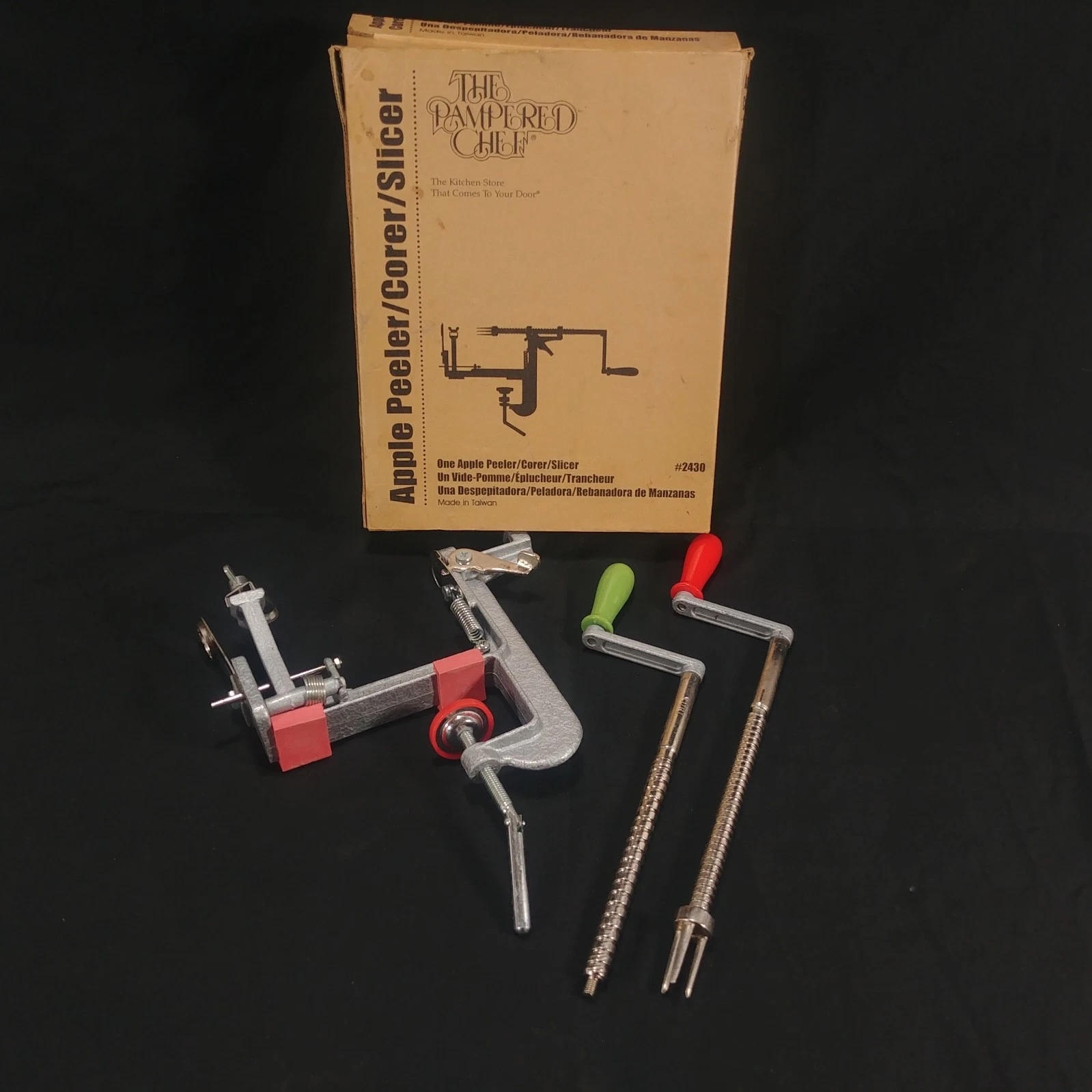 The Pampered Chef 2430 Apple Peeler Corer Slicer with Thick Slice Crank 2433