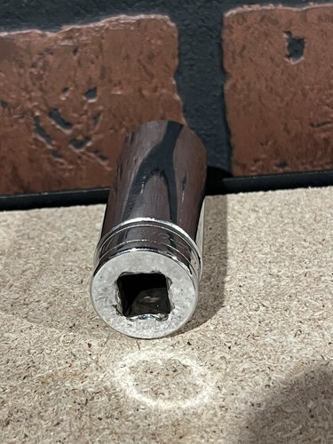 Snap-On Tools SFS221 11/16” SAE 3/8" drive 6 Point Deep Socket Chrome USA - Picture 6 of 6