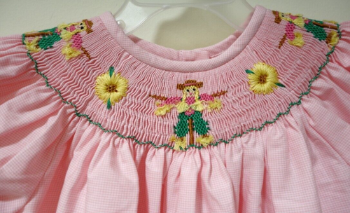 NWT Southern Sunshine Smocked Scarecrows & Sunflowers Bishop Dress Size 12 Month - Picture 2 of 2
