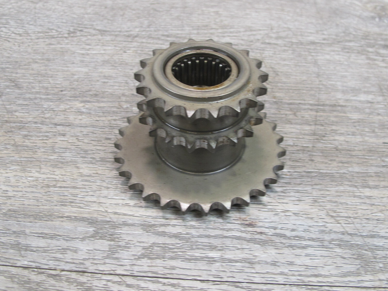 03-10 BENTLEY CONTINENTAL GTC GT FLYING SPUR 6.0L ENGINE TIMING CHAIN SPROCKET