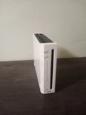 Nintendo Wii White Console RVL-001 (NTSC) For Parts Read!