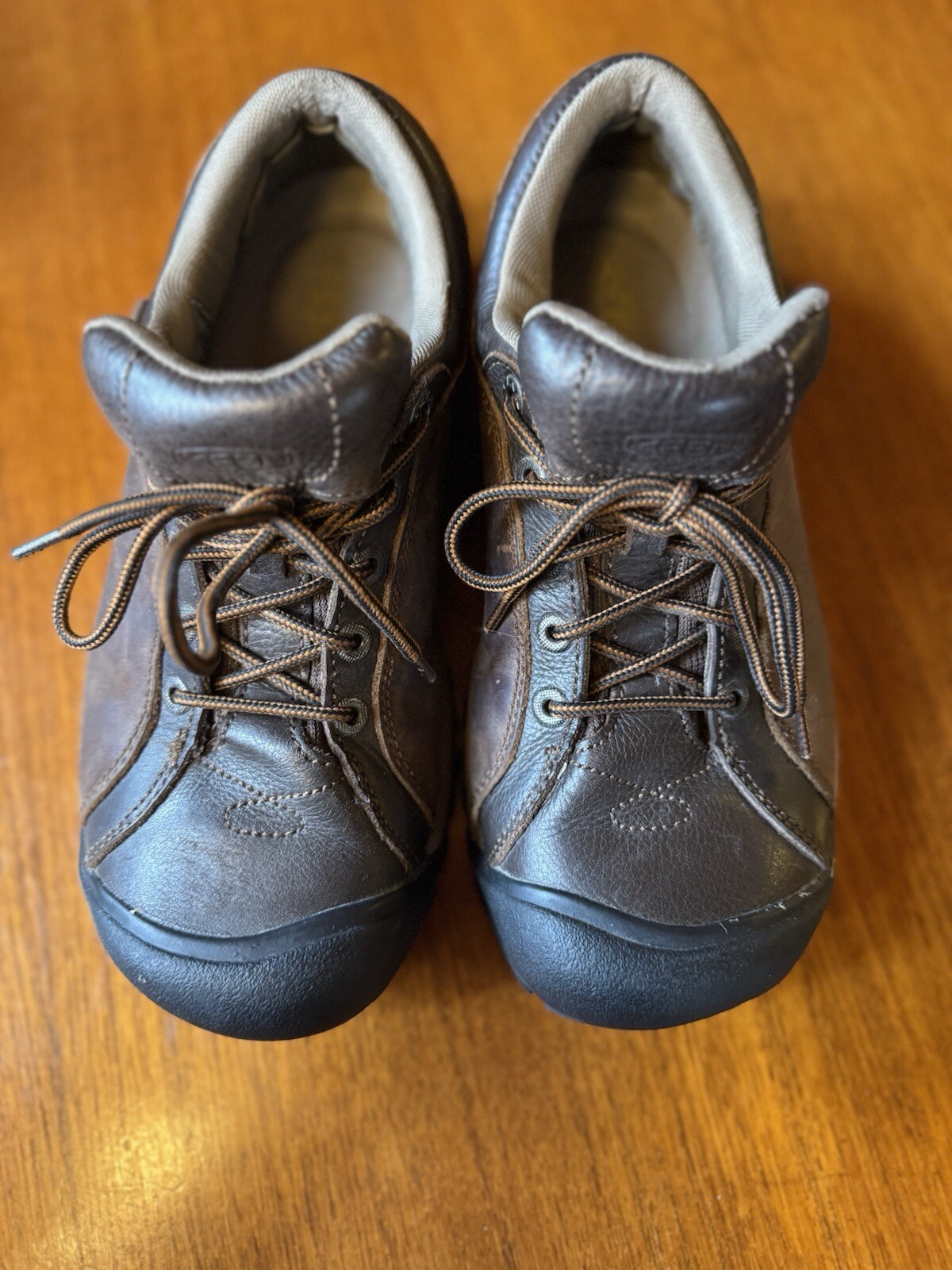 Scarpe da trekking camminata Oxford KEEN Briggs da donna in pelle marrone taglia 8