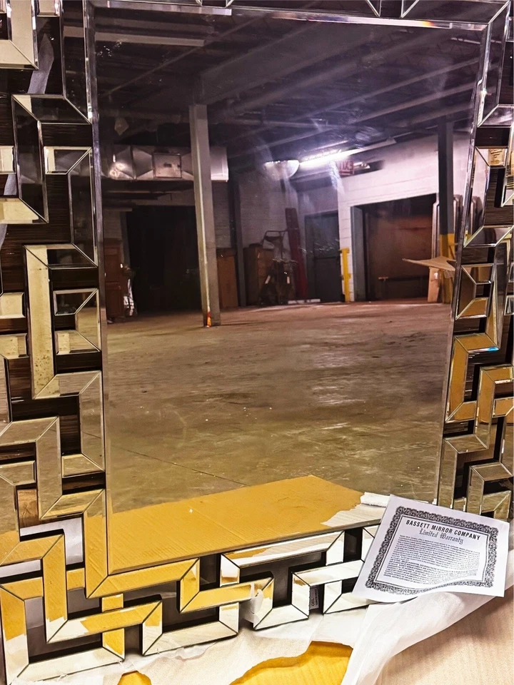 Elegante Bassett Mirrors - Image 4 of 4