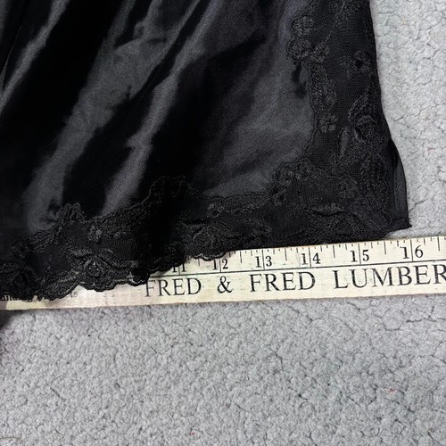 VINTAGE 90s Victoria’s Secret Black Satin Sleep Set Lace Detail M/L Pajamas Y2K - Picture 7 of 20
