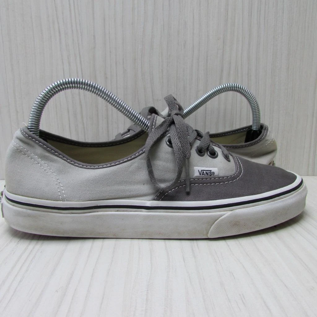 Size 7 mens best sale vans