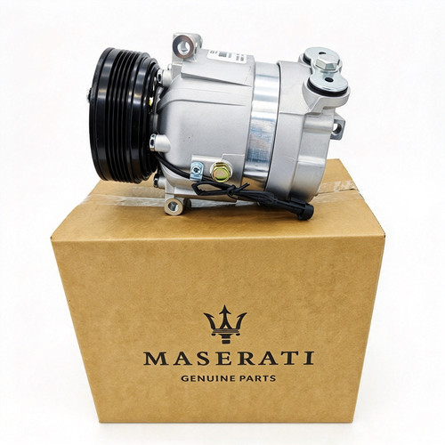 Ferrari 360 2000-2005 Compressor with bracket P/N 6581290 Photo - $817