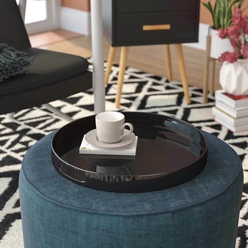 Bandeja para servir redonda de laca de 13,5" con asas, negra Foto 2 de 3