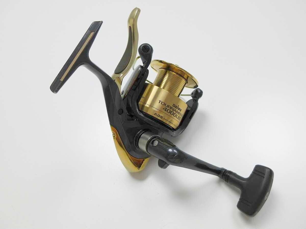 DAIWA TOURNAMENT-Z 4000LBD スピニングリール DAIWA TOURNAMENT Z 4000LBD SPINNING REEL FISHING FROM JAPAN