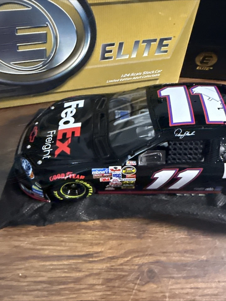 Denny Hamlin #11 FedEx Freight 2006 Monte Carlo Nascar 1/24 Die-cast 84 de 299 - Imagem 2 de 4