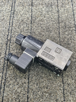 NACHI SA-G01-A3X-C115-E31: Wet-Type Solenoid-Operated Directional Control Valve