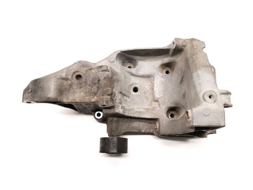 BMW 5 E60 E61 2010 Halterung Lichtmaschine 7802639 Diesel 130kW