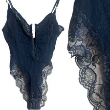 Vintage lace black lace bodysuit fits a medium best
