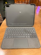 Logitech Folio Touch Keyboard Case 11-inch iPad Air 4th  5th gen
