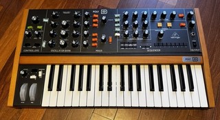 Behringer Poly D 37 Keys Polyphonic Analog Synthesizer