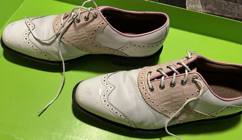 Footjoy Icon Wingtip Pink White Golf Shoes 9 1/2 - Image 4 of 4