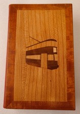 Modern tramway and light railway review 1971-72 with inlaid "wooden" covers.