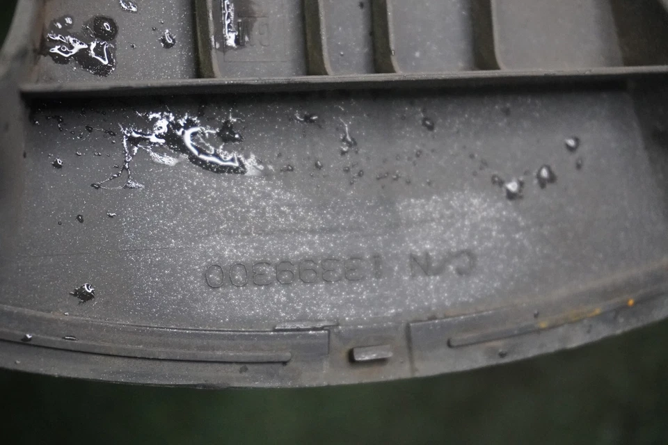 Chevrolet Cruze 2016 2017 2018 2019 tapacubos cubierta de rueda OEM 13399300 Foto 3 de 3