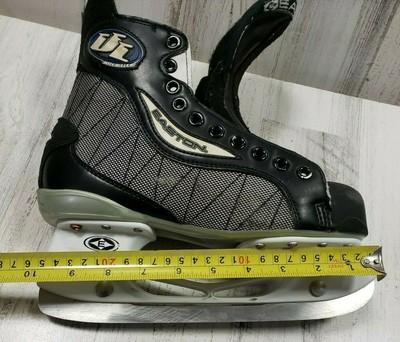 Easton Ultra Lite Hockey Skates Size 5 D Stainless Steel Razor 
