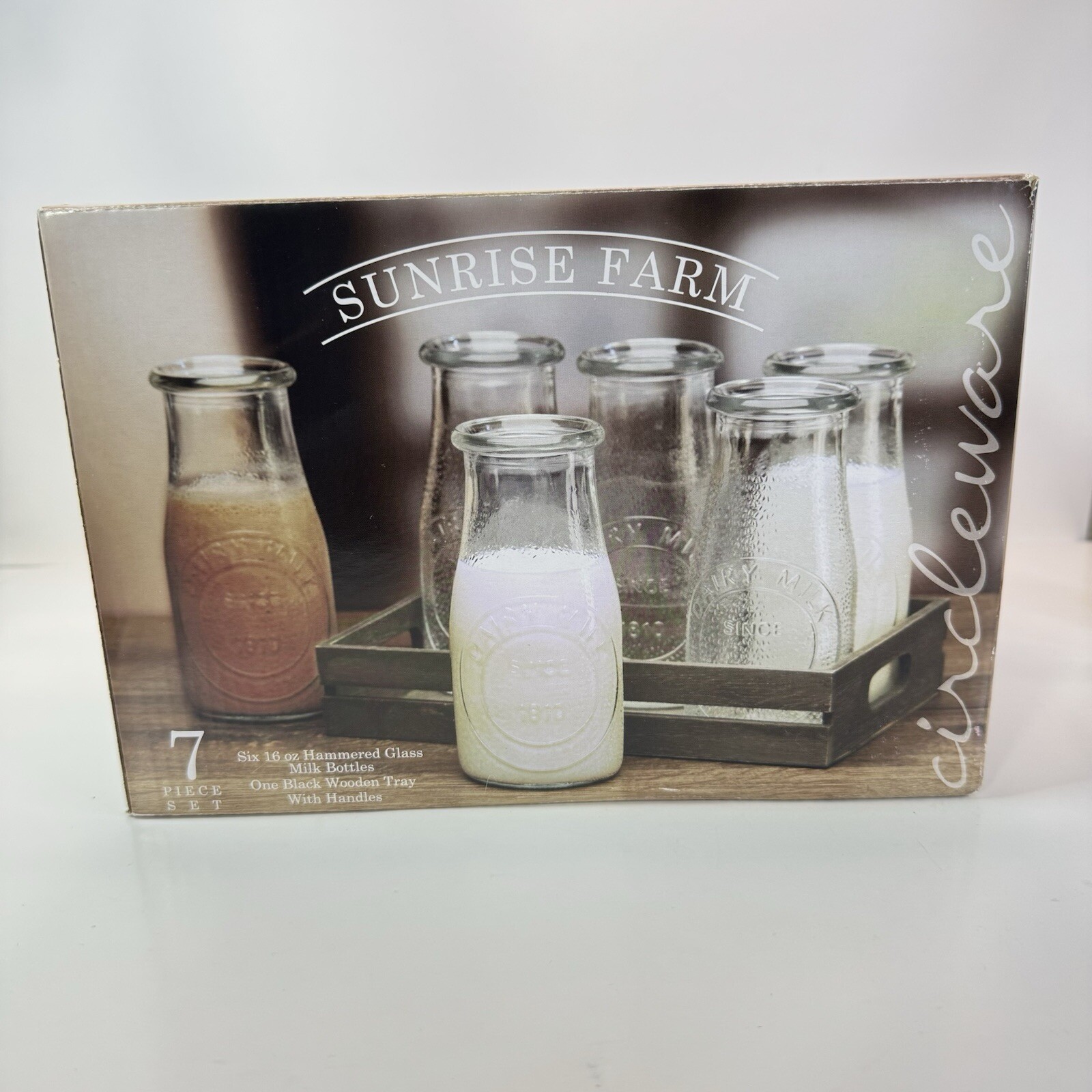 Circleware Sunrise Farm 7 Piece Hammered Glass Milk Bottles And Tray Set - NEW