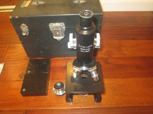 ERNST LEITZ WETZLAR MONOCULAR MICROSCOPE GREAT COND. MADE IN GERMANY - Picture 2 of 10