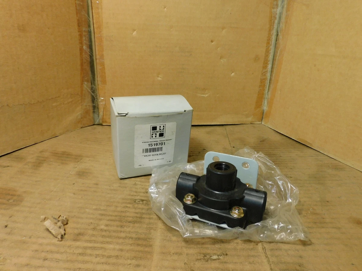 HYSTER 1519701 QUICK RELIEF VALVE 3/8