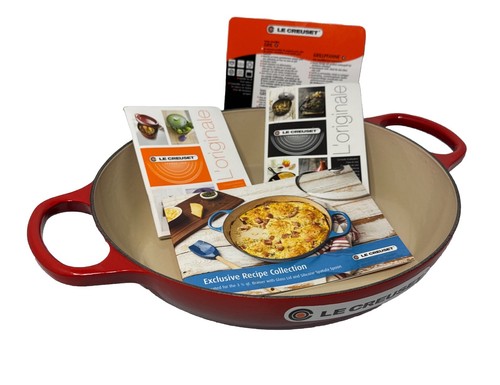 Le Creuset Buffet Casserole with Glass Lid, 3.5 qt.- 3.4 LITER Cerise Red - Picture 4 of 6