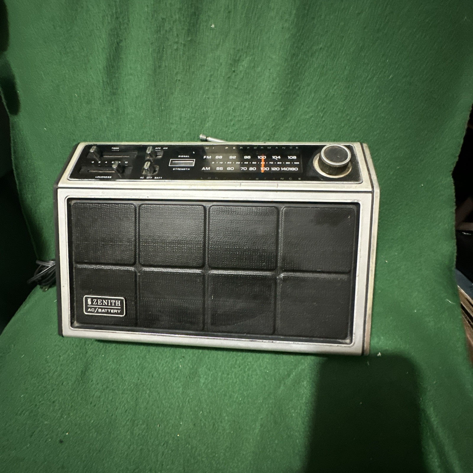 Picture 1 of 4