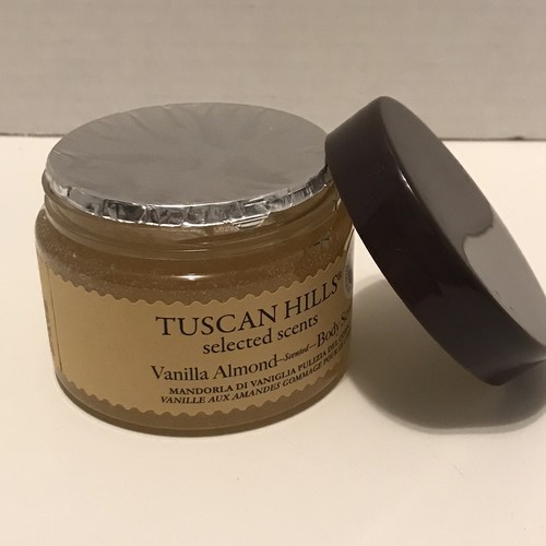 Scrub corpo mandorla vaniglia profumi selezionati profumi selezionati 5,0 fl oz - Foto 3 di 3