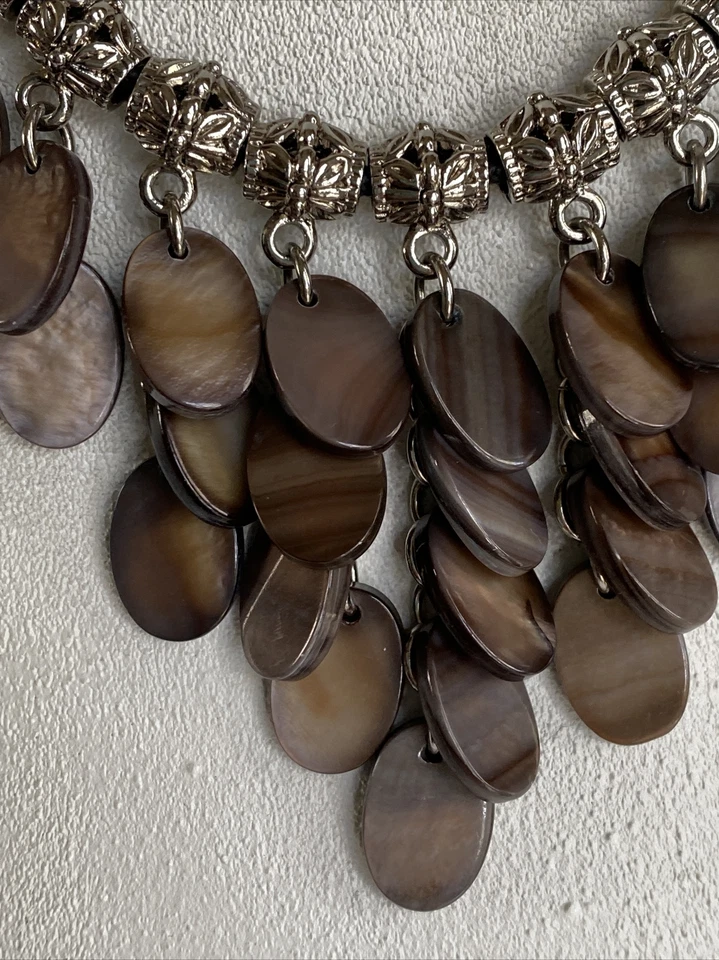 Pendientes de aro Lia Sophia Verona mop & Premier Designs Tada tono plata antiguo Foto 3 de 4