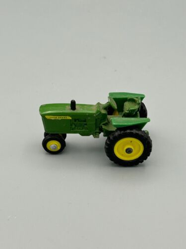 1:64 John Deere 4010 Tractor Narrow Front - Picture 3 of 5
