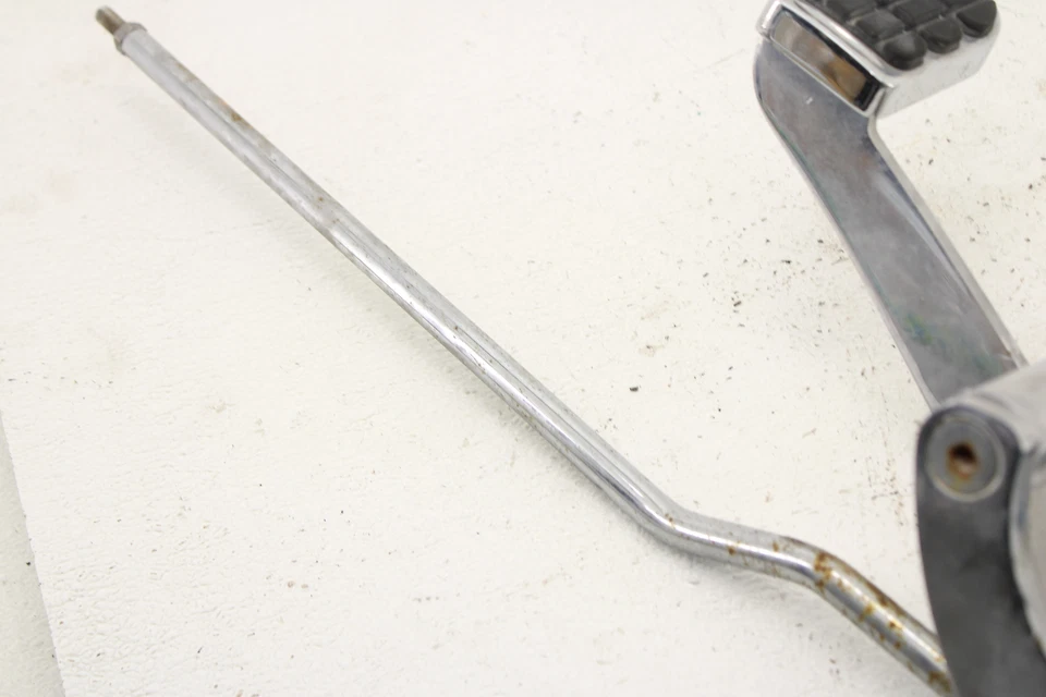 Reposapiés delantero derecho Harley Dyna Low Rider Super Glide 91-14 Foto 3 de 4