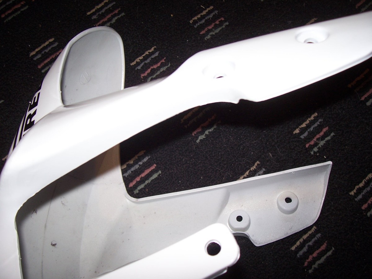 star9様 Suzuki ZXMT Front Fender Faring 5311141G 06-09 GSXR 600/750