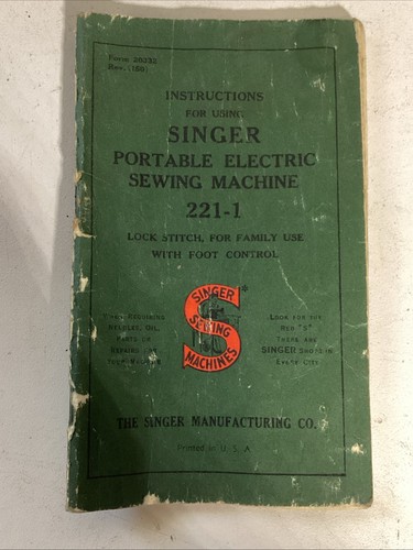 1952 VINTAGE SINGER 221-1 FEATHERWEIGHT SEWING MACHINE/CASE/BOOKLETS/PERFECT - Picture 21 of 24