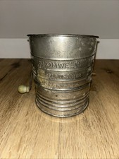 Vintage 1950s Bromwell's 5 Cup Measuring Sifter Made In USA Hand Crank Knob