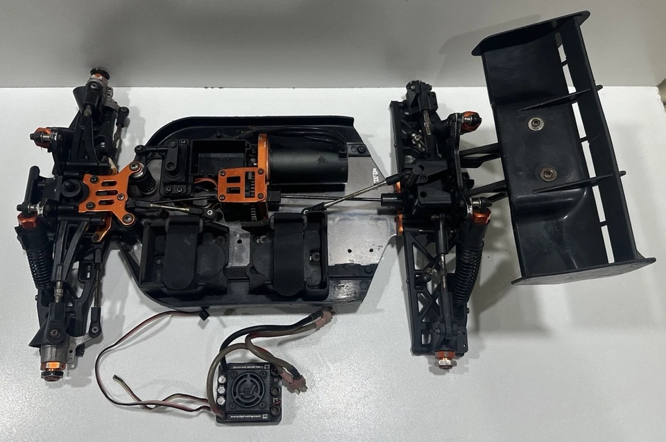Hpi Trophy Flux RC Truggy 1/8 Scale. No Tyres - Image 4 of 4
