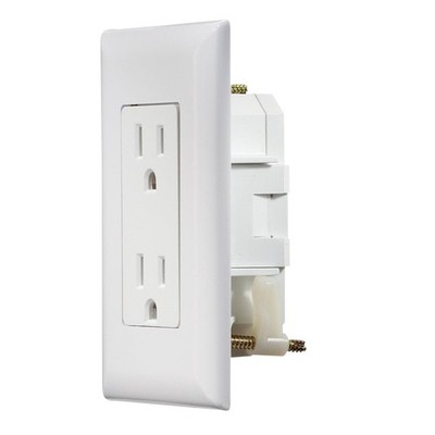 RV Designer S811 Outlet with Cover Plate