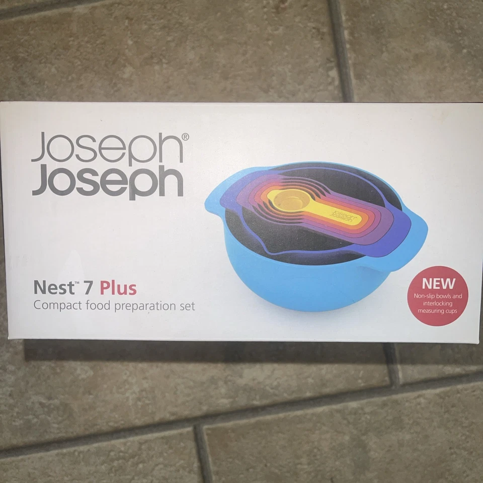 NUEVO Juego de 8 tazas y cucharas medidoras Joseph Nest multicolores Foto 2 de 4