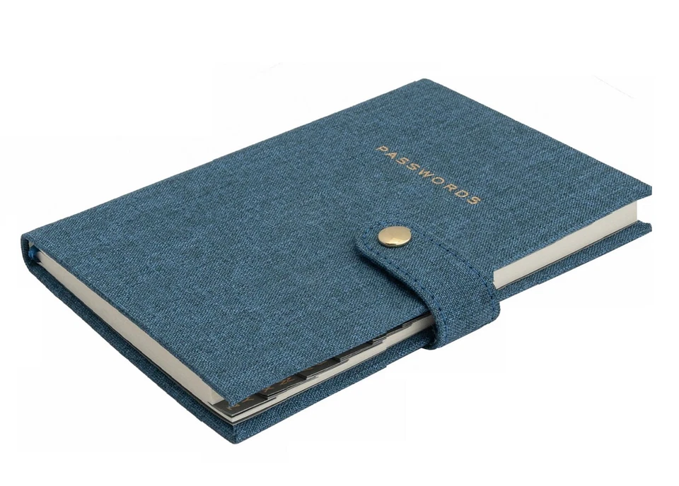 Libro de contraseñas Martha Stewart, 4" x 5,5", regla, 72 hojas, azul marino (MS110H) Foto 4 de 4