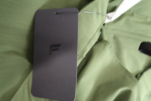 Fabletics The Only Pant Mens 36x29 Green Stretch Fabric Water Resistant NEW - Picture 3 of 11