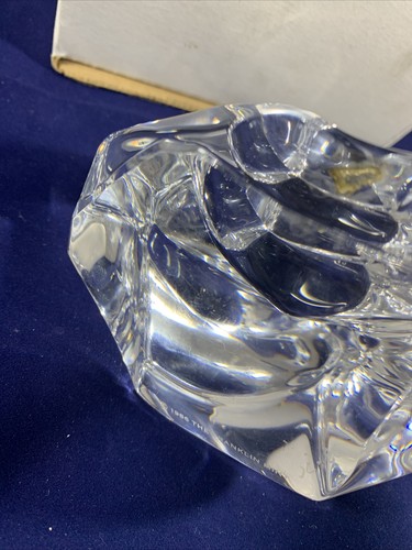 Vintage for Franklin Mint - Penguin on Ice Crystal Paper Weight Initial jc - Picture 6 of 8