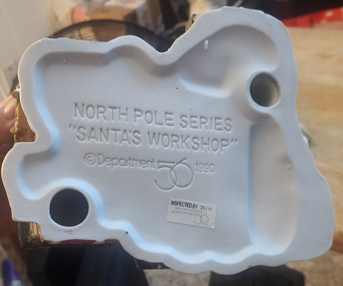 Vintage Dept 56 North Pole Santas Workshop 1990 Retired estate attic find (B-4) - Picture 9 of 9