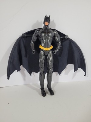 Batman Begins 14''/35cm Action Figure With Cape DC Comics Ships Free 