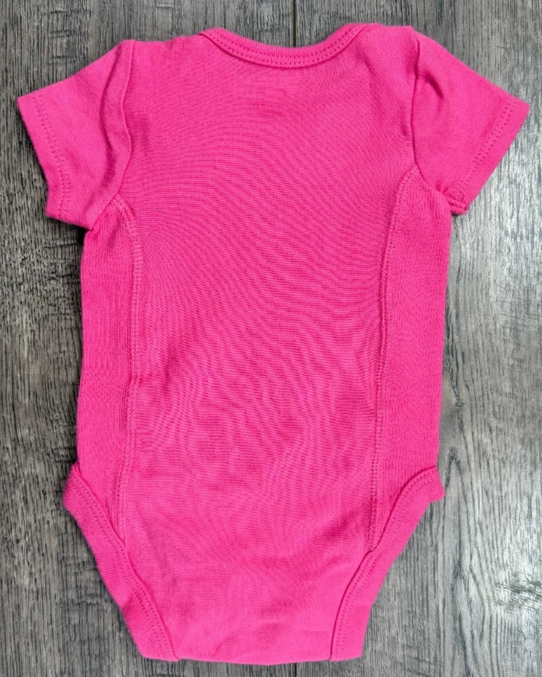 Body rosa oscuro liso para bebé niña Fruit Of The Loom recién nacido Foto 2 de 2