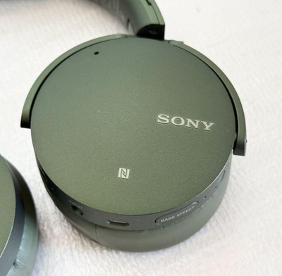Sony MDR-XB950N1 Wireless Noise Canceling Headphones Green EXTRA