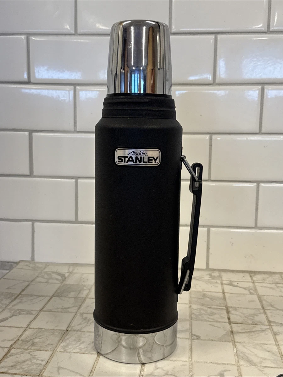 Preços baixos em Vintage Stanley Garrafa de vácuo | eBay