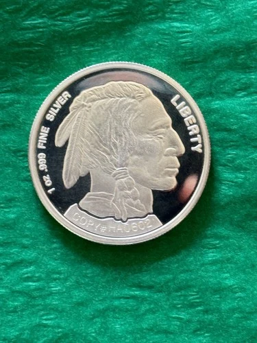 2001 Indian/Buffalo  .999 Fine One Troy Ounce Silver Round.  Proof Serial Number