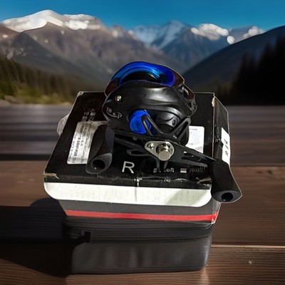 Right-Hand Low Profile Baitcast Reel 7.2:1 10BB Size 100 13.2lb Blue/Black